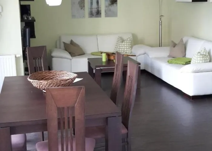 In Garz Mit Terrasse Und Grill By Interhome Casa vacanze *